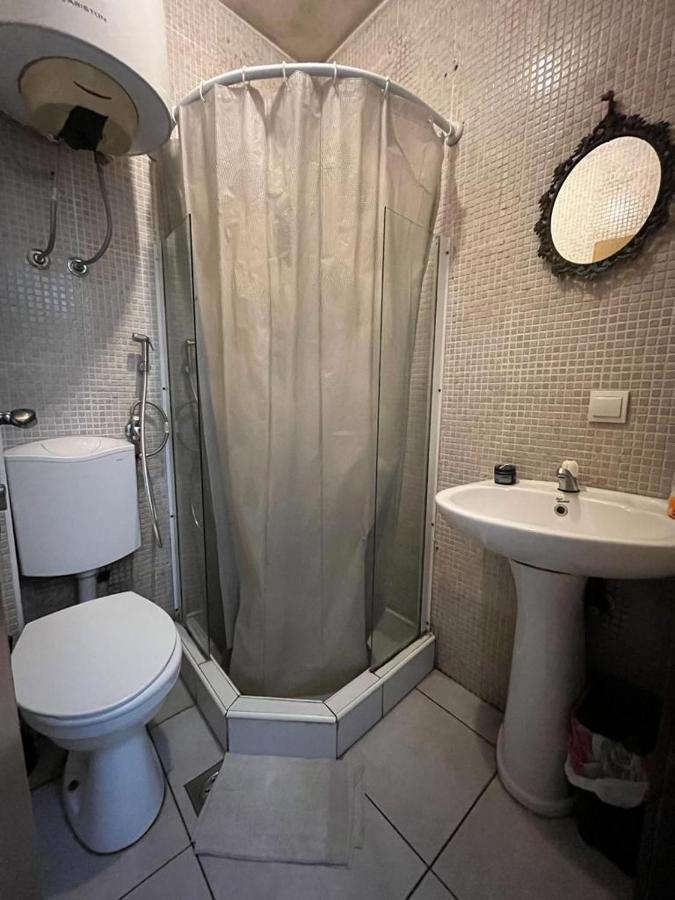 Hostel Anton Tivat Eksteriør bilde