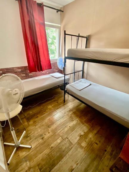 Hostel Anton Tivat Eksteriør bilde