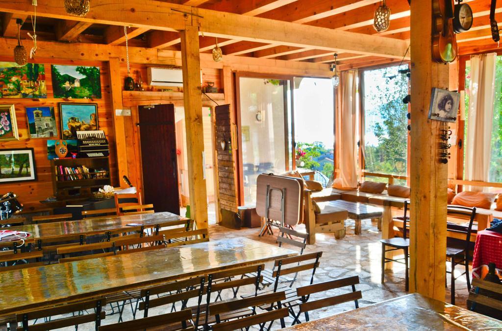 Hostel Anton Tivat Eksteriør bilde